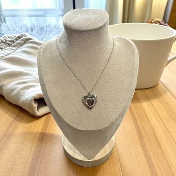 Enchanting Luminesse Mother & Child Heart Necklace - Picture 2 of 5